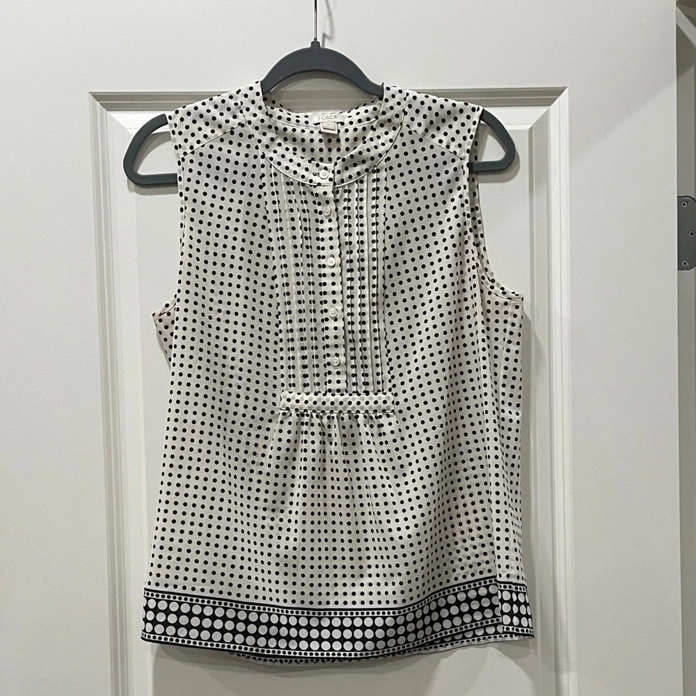 J. Crew Women’s Sleeveless Cream and Black Polka Dot Pintuck Blouse